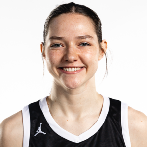 Alix McIntosh Headshot 25